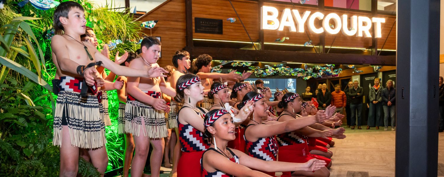 Visitors welcomed by a kapa haka performance at Baycourt.